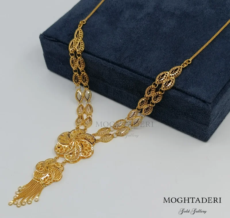 سرویس طلا بحرینی مدل هَیا با طلای ۱۸ عیار و طراحی عربی سنتی